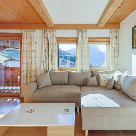Apartament Boar Hof 1 *